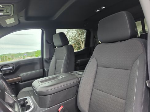 Used 2020 Chevrolet Silverado 1500 LT Trail Boss AWD/4WD image 13