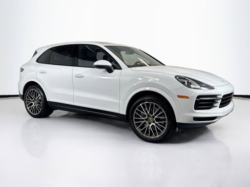 Certified 2022 Porsche Cayenne image 7