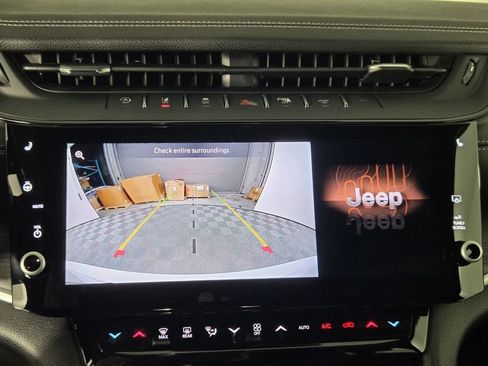 New 2026 Jeep Grand Cherokee Altitude RWD image 15