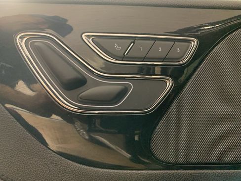 Used 2022 Lincoln Aviator AWD w/ Premium Package image 19