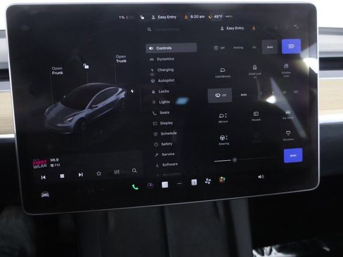 Used 2023 Tesla Model 3 Standard Range image 38