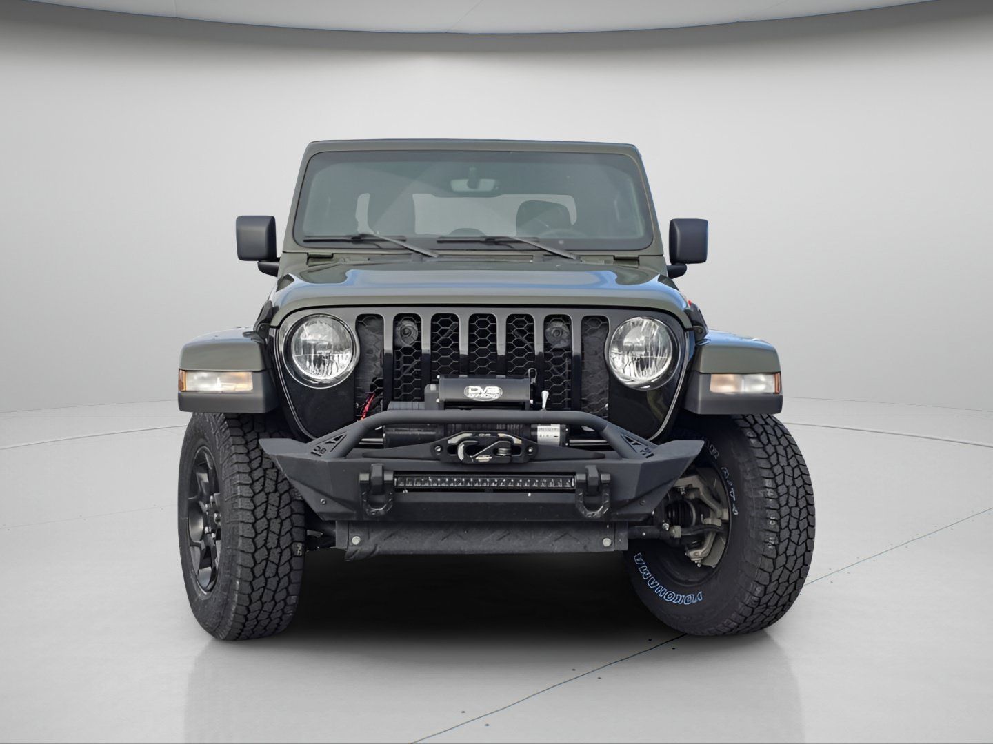 Used 2023 Jeep Gladiator Sport AWD/4WD image 3