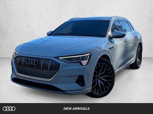 Used 2022 Audi e-tron Premium Plus w/ Premium Plus Package image 1