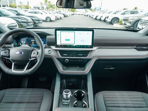 New 2026 Ford Explorer ST-Line image 12