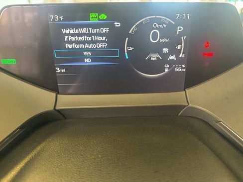 New 2025 Toyota Prius Plug-In Hybrid image 37