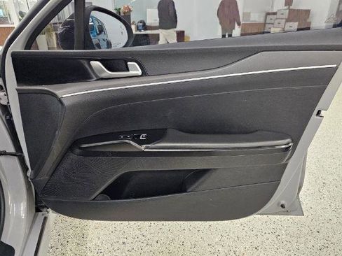 Used 2021 Kia K5 GT-Line FWD image 32