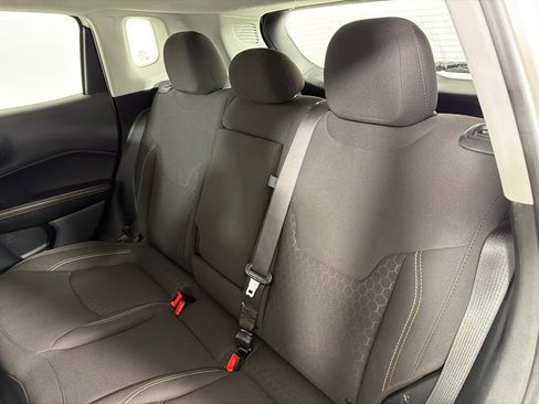 Used 2021 Jeep Compass Sport image 20