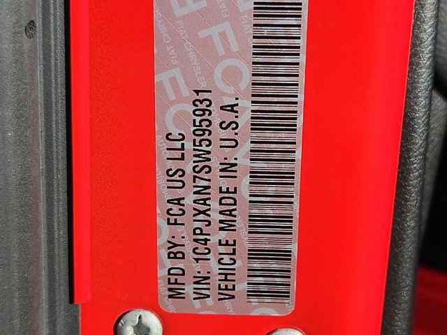Certified 2025 Jeep Wrangler Sport AWD/4WD image 30