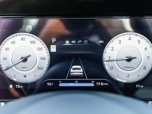 New 2026 Hyundai Elantra Limited FWD image 27