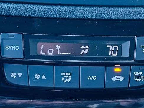 Used 2015 Honda CR-V EX-L image 16