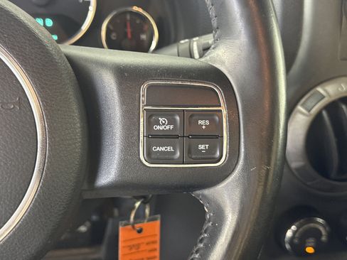 Used 2016 Jeep Wrangler Sport w/ Quick Order Package 24S AWD/4WD image 21