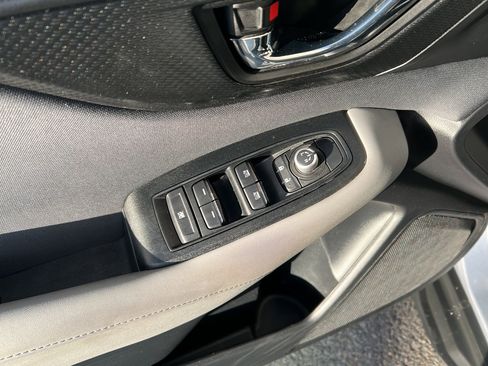 Used 2024 Subaru Outback Premium image 18