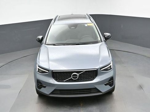 Used 2023 Volvo XC40 B5 Ultimate w/ Protection Package Premier AWD/4WD image 19