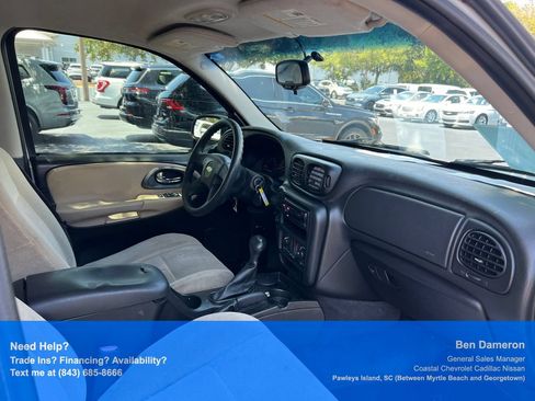 Used 2005 Chevrolet TrailBlazer LS w/ LS Preferred Equipment Group RWD image 17