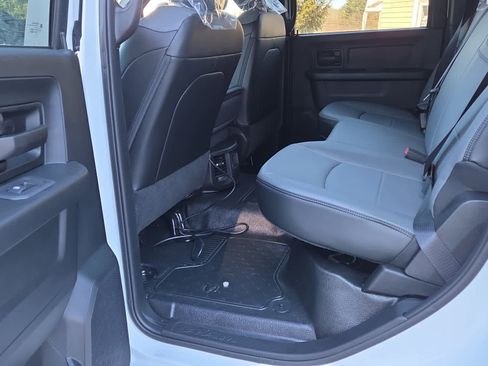 New 2025 RAM 5500 Tradesman AWD/4WD image 9