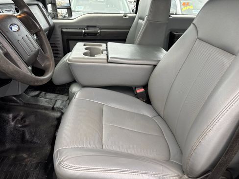 Used 2016 Ford F350 XL w/ Power Equipment Group image 19