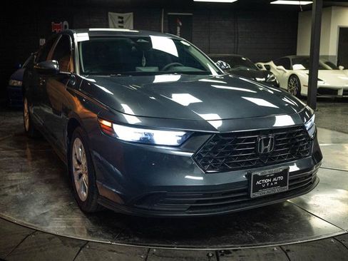 Used 2025 Honda Accord LX image 5