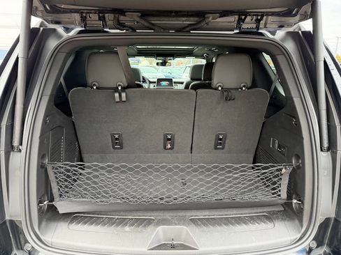 Used 2022 Chevrolet Tahoe LT w/ LT Signature Plus Package image 19