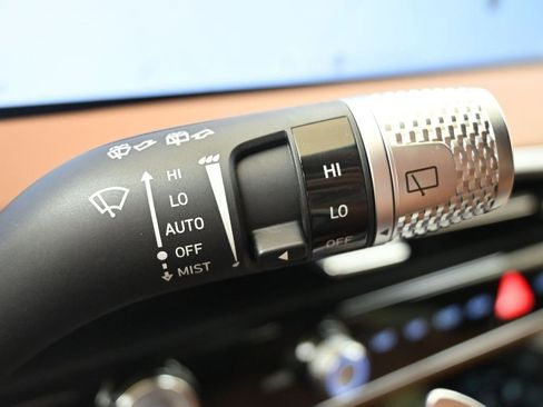 New 2026 Genesis GV70 2.5T Advanced image 27