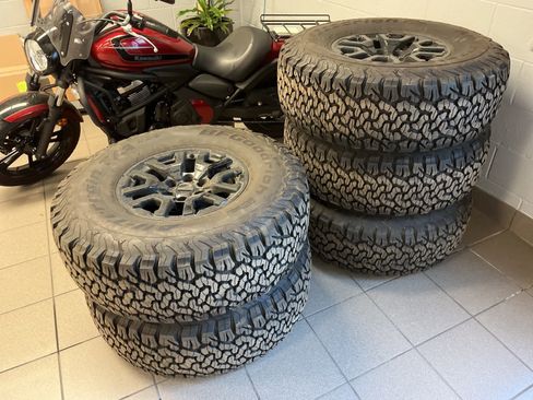 Used 2023 Ford Bronco Raptor image 29