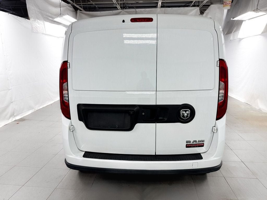 Used 2019 RAM ProMaster City Tradesman SLT FWD image 4