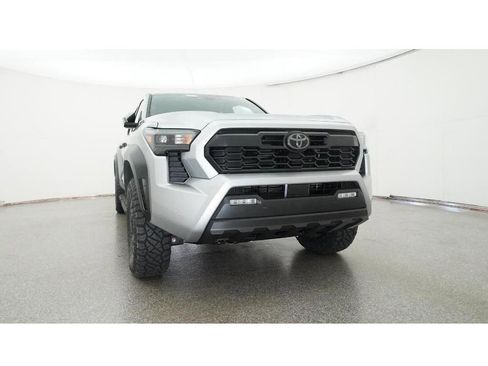 New 2025 Toyota Tacoma TRD Off-Road image 49