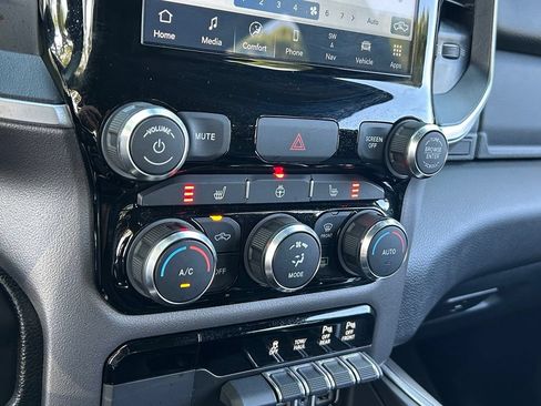 Used 2023 RAM 1500 Big Horn RWD image 26