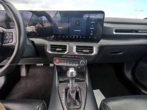 Used 2024 Ford Mustang Premium image 21