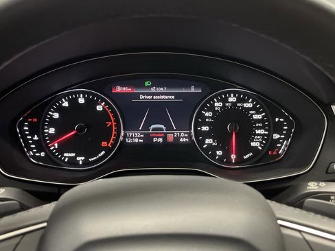 Used 2023 Audi Q5 2.0T Premium w/ Convenience Package image 17