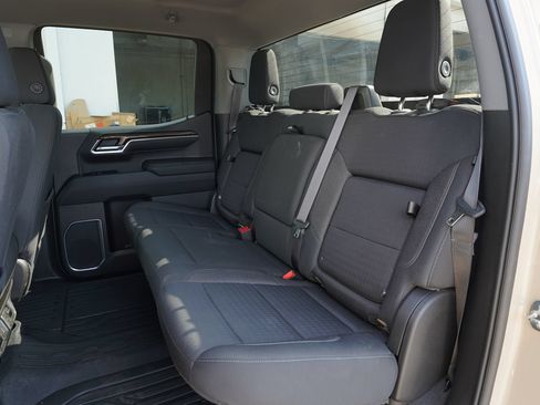 Used 2022 GMC Sierra 1500 Elevation w/ LPO, Elevation Black Package AWD/4WD image 20
