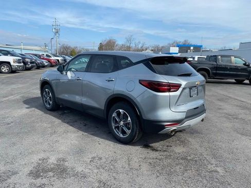 Used 2025 Chevrolet Blazer LT AWD/4WD image 7