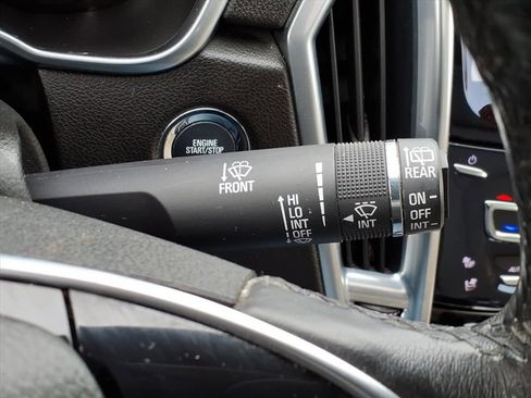 Used 2013 Cadillac SRX Premium image 20