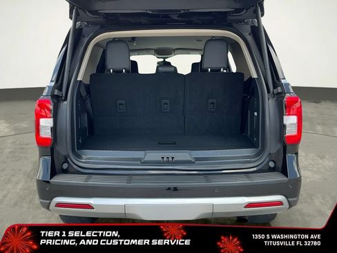 Used 2023 Ford Expedition XLT RWD image 19