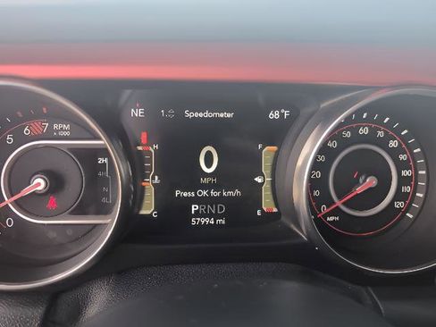 Used 2020 Jeep Wrangler Unlimited Rubicon w/ Uconnect 4C Nav & Sound Group image 10