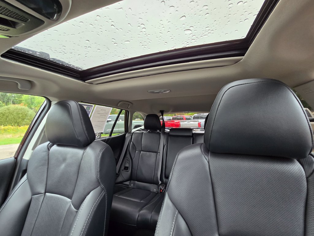 Used 2025 Subaru Outback Limited XT AWD/4WD image 28