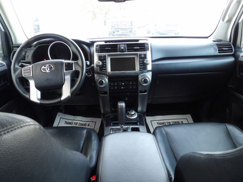Used 2013 Toyota 4Runner SR5 image 10