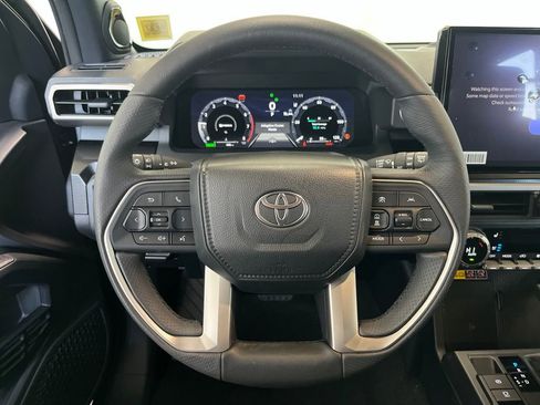 Used 2026 Toyota 4Runner Limited AWD/4WD image 6