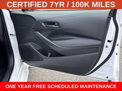 Used 2022 Toyota Corolla LE FWD image 6