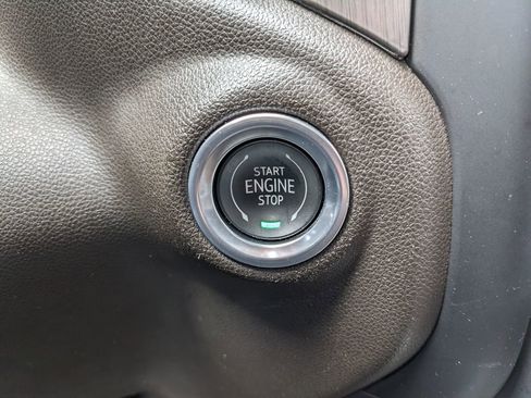 Used 2022 GMC Sierra 1500 Denali w/ Denali Premium Package image 33