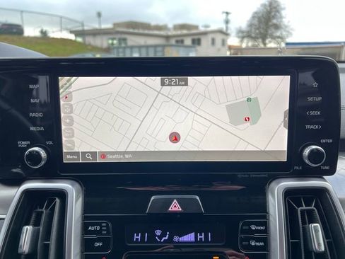 Used 2023 Kia Sorento EX image 28