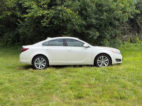 Used 2015 Buick Regal FWD image 4