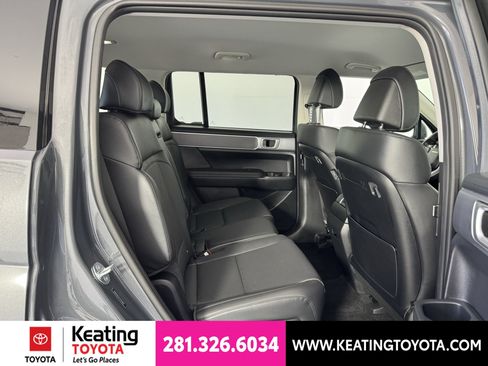 Used 2026 Hyundai Santa Fe SEL AWD/4WD image 18