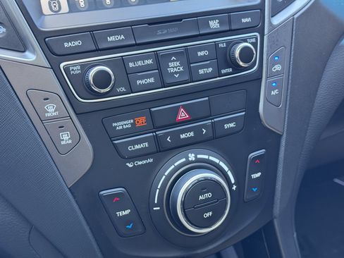 Used 2018 Hyundai Santa Fe Sport AWD/4WD image 25