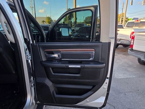 Used 2018 RAM 3500 Laramie image 40