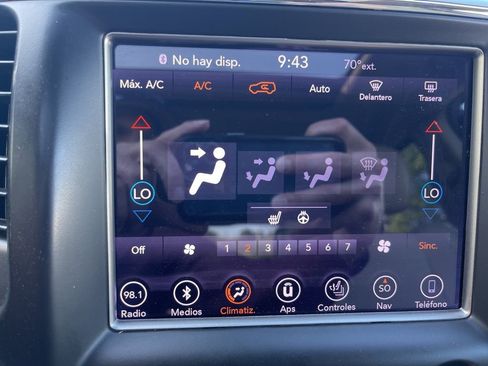 Used 2018 Jeep Grand Cherokee Limited image 13