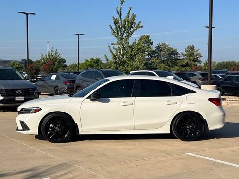 Used 2024 Honda Civic Sport image 6