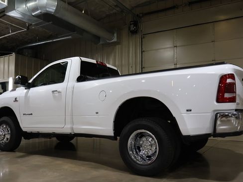 Used 2019 RAM 3500 Big Horn image 10