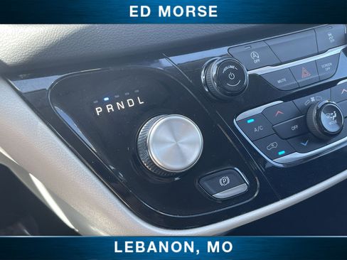 Used 2023 Chrysler Voyager LX FWD image 15