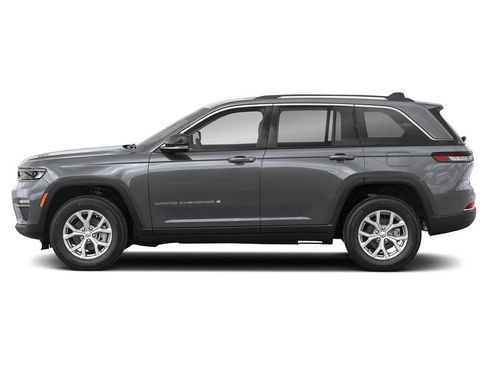Certified 2024 Jeep Grand Cherokee Altitude RWD image 3