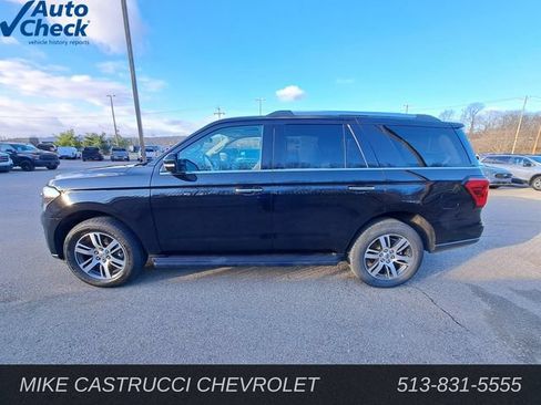 Used 2024 Ford Expedition Limited AWD/4WD image 2